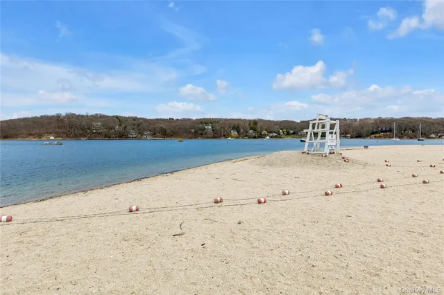 $699,000 | 1111 A Washington Drive, Unit A, Centerport, NY 11721