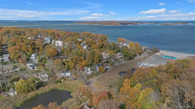 $699,000 | 1111 A Washington Drive, Unit A, Centerport, NY 11721