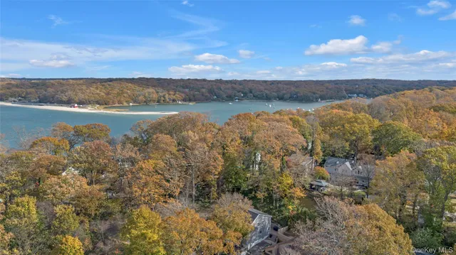 $699,000 | 1111 A Washington Drive, Unit A, Centerport, NY 11721