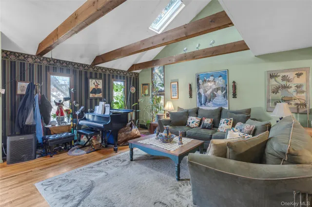 $699,000 | 1111 A Washington Drive, Unit A, Centerport, NY 11721