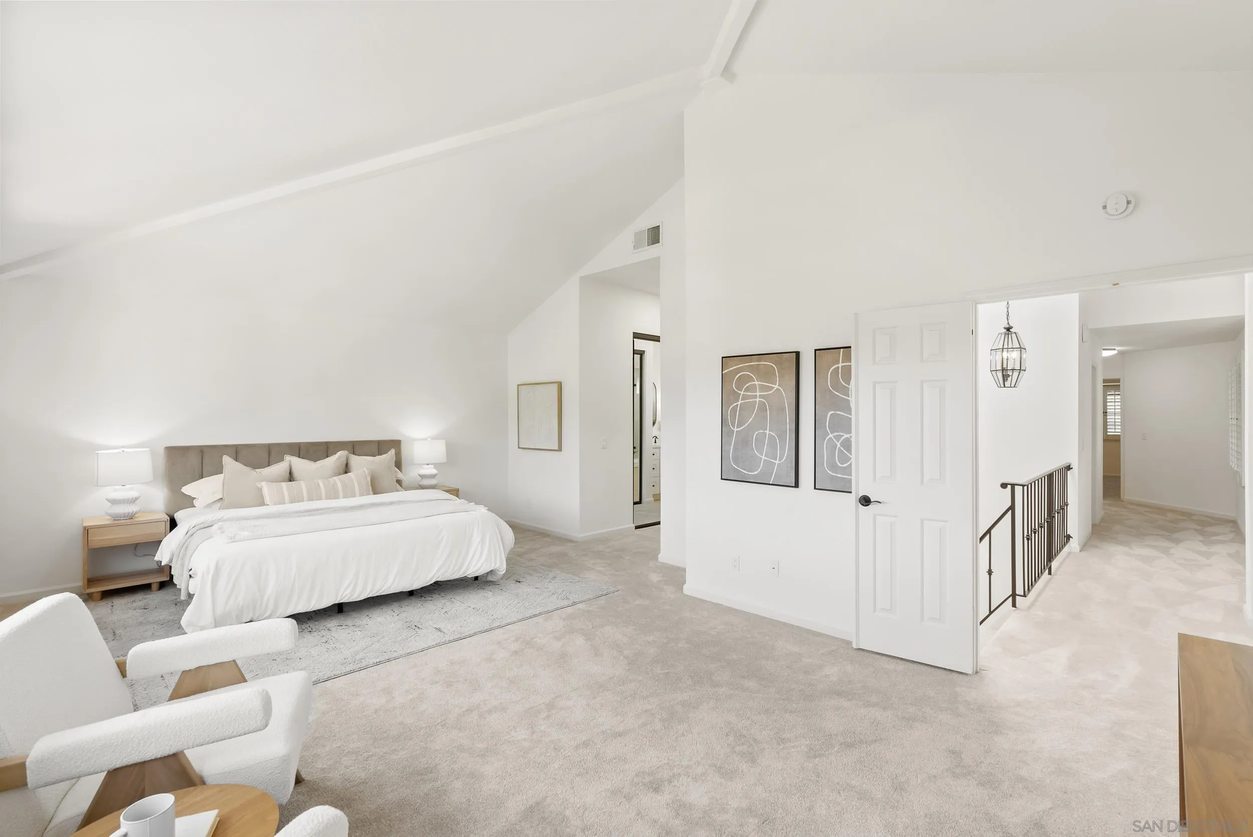 1240 Ladera Linda Del Mar, CA 92014 - Photo 15 of 35 a living room with furniture and white walls