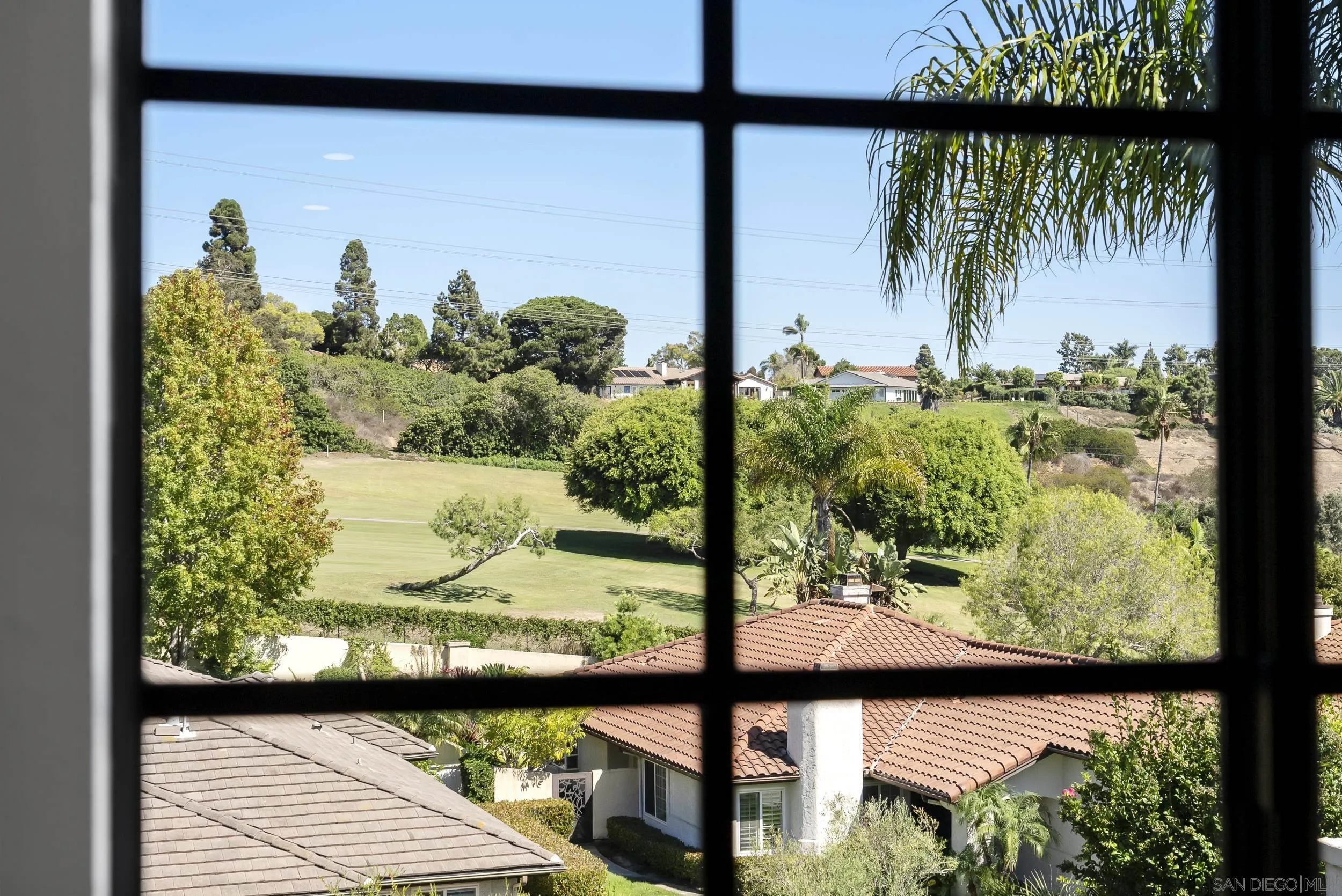 1240 Ladera Linda Del Mar, CA 92014 - Photo 18 of 35 a view of a window