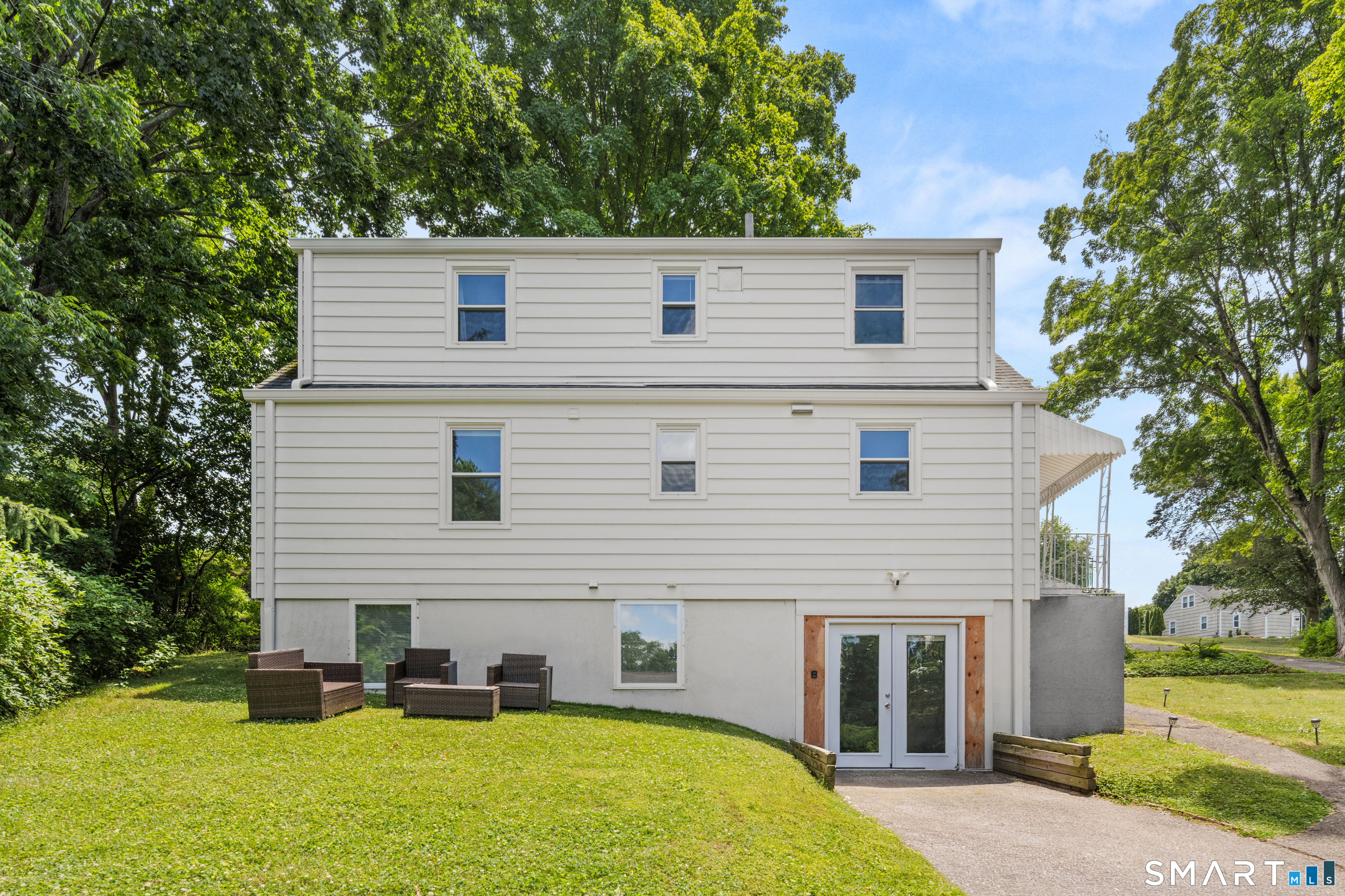 63 Valley View Road Fairfield, CT 06824 - Photo 27 of 30