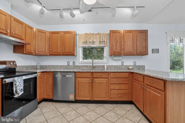 $320,000 | 37122 Shark Court, Greenbackville, VA 23356