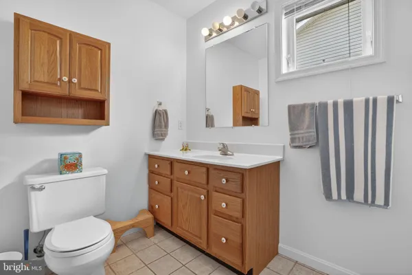 $320,000 | 37122 Shark Court, Greenbackville, VA 23356