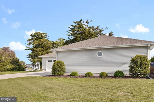 $320,000 | 37122 Shark Court, Greenbackville, VA 23356