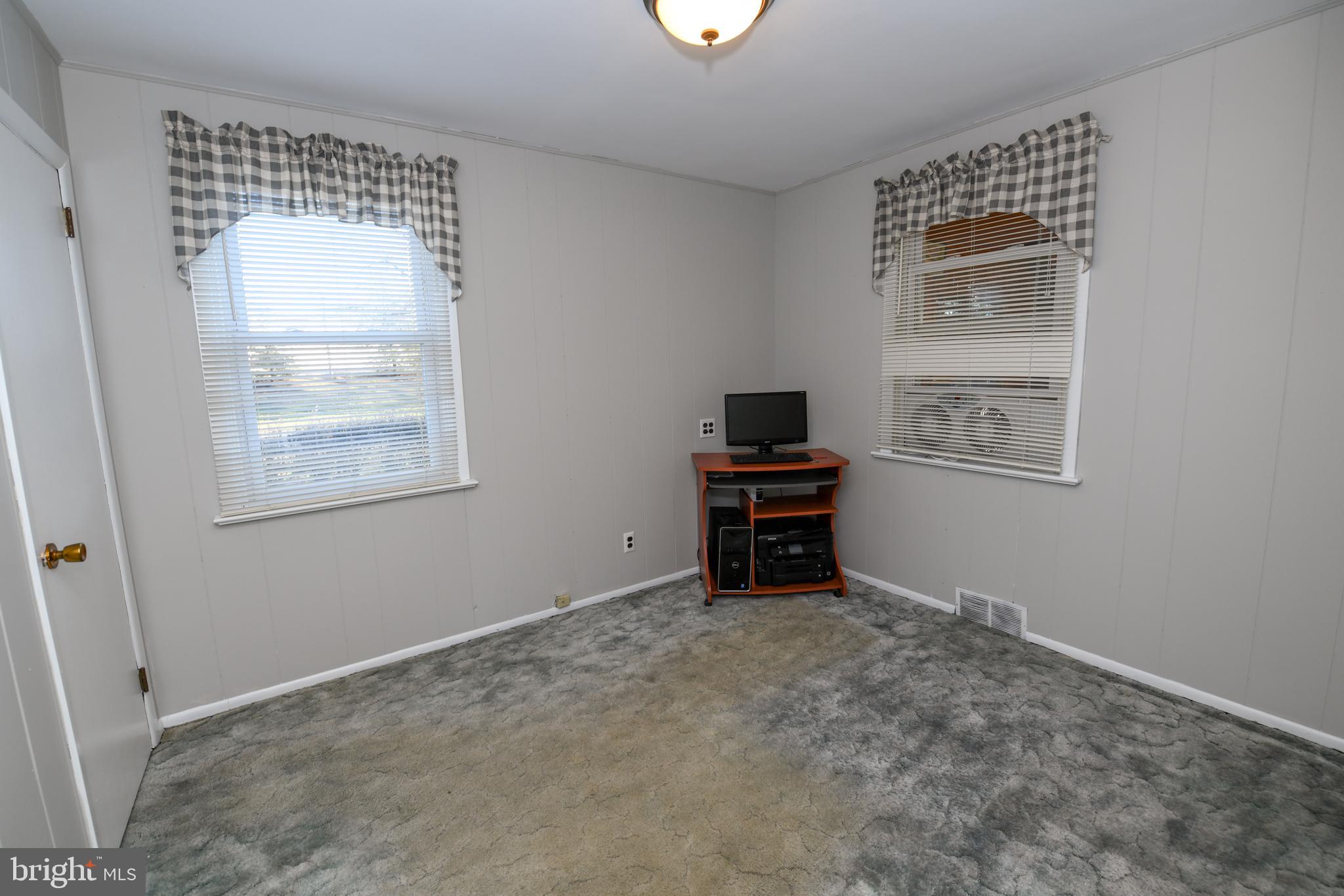 297 Greene Road Warminster, PA 18974 - Photo 11 of 44 Gallery Image 11