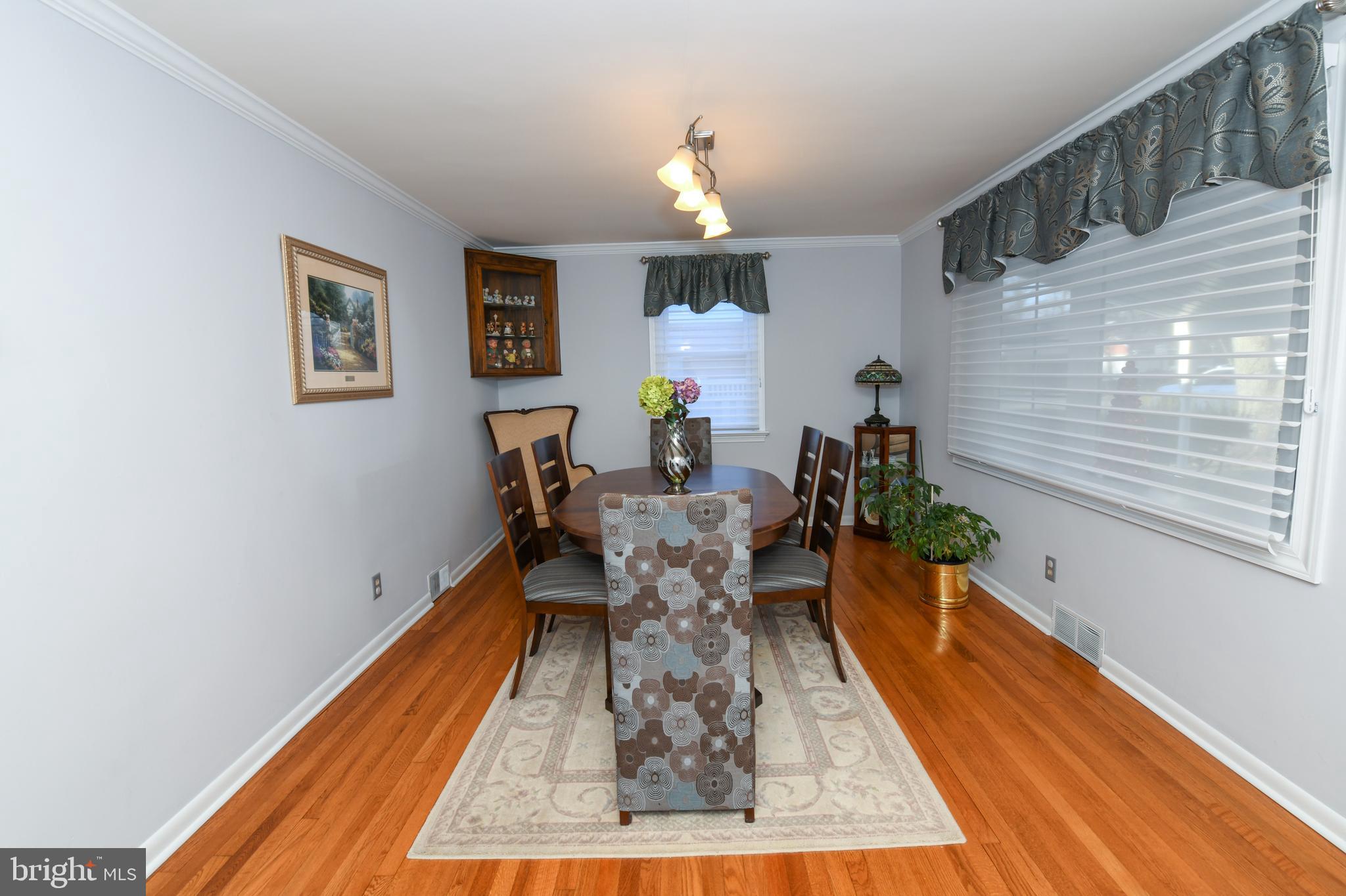 297 Greene Road Warminster, PA 18974 - Photo 4 of 44 Gallery Image 4