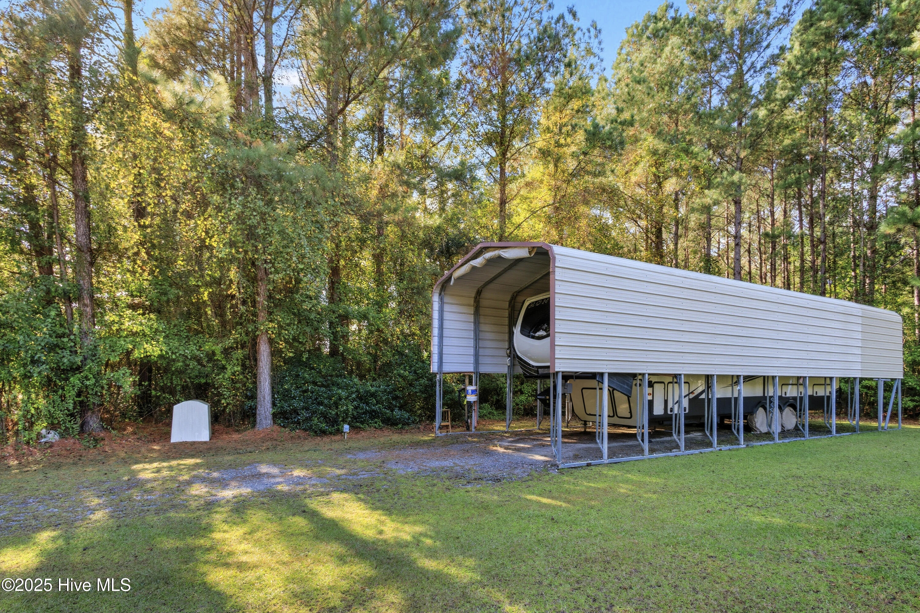 6079 Bell Williams Road Currie, NC 28435 - Photo 10 of 41 RV Storage