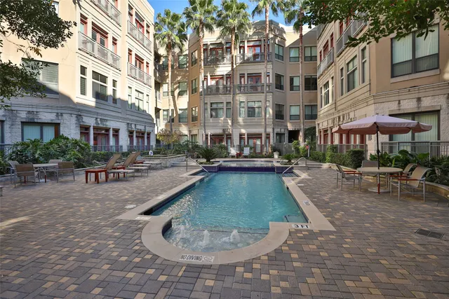 $1,950 | 1901 Post Oak Boulevard, Unit 2109, Houston, TX 77056