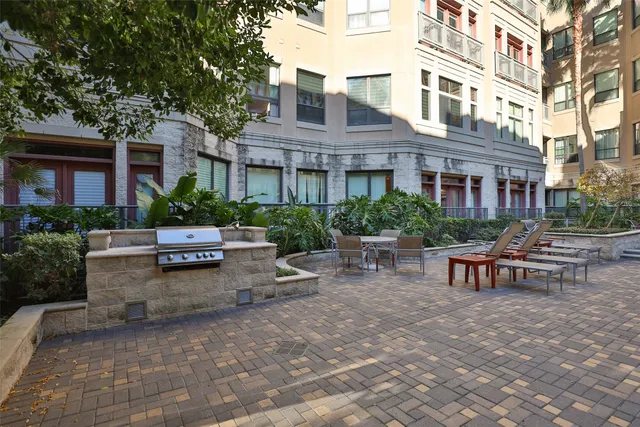 $1,950 | 1901 Post Oak Boulevard, Unit 2109, Houston, TX 77056