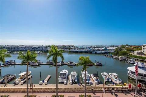 $3,450,000 | 451 Bayfront Place, Unit 5407, Naples, FL 34102