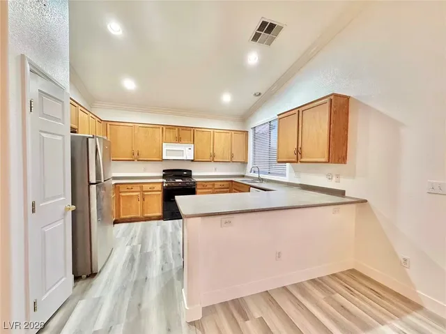 $1,950 | 6436 Casamar Street, North Las Vegas, NV 89086