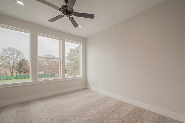 $2,100 | 918 St Clair Street, Unit B, Houston, TX 77088