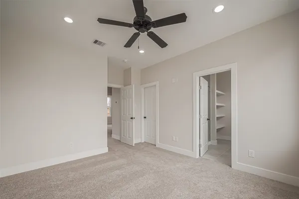 $2,100 | 918 St Clair Street, Unit B, Houston, TX 77088