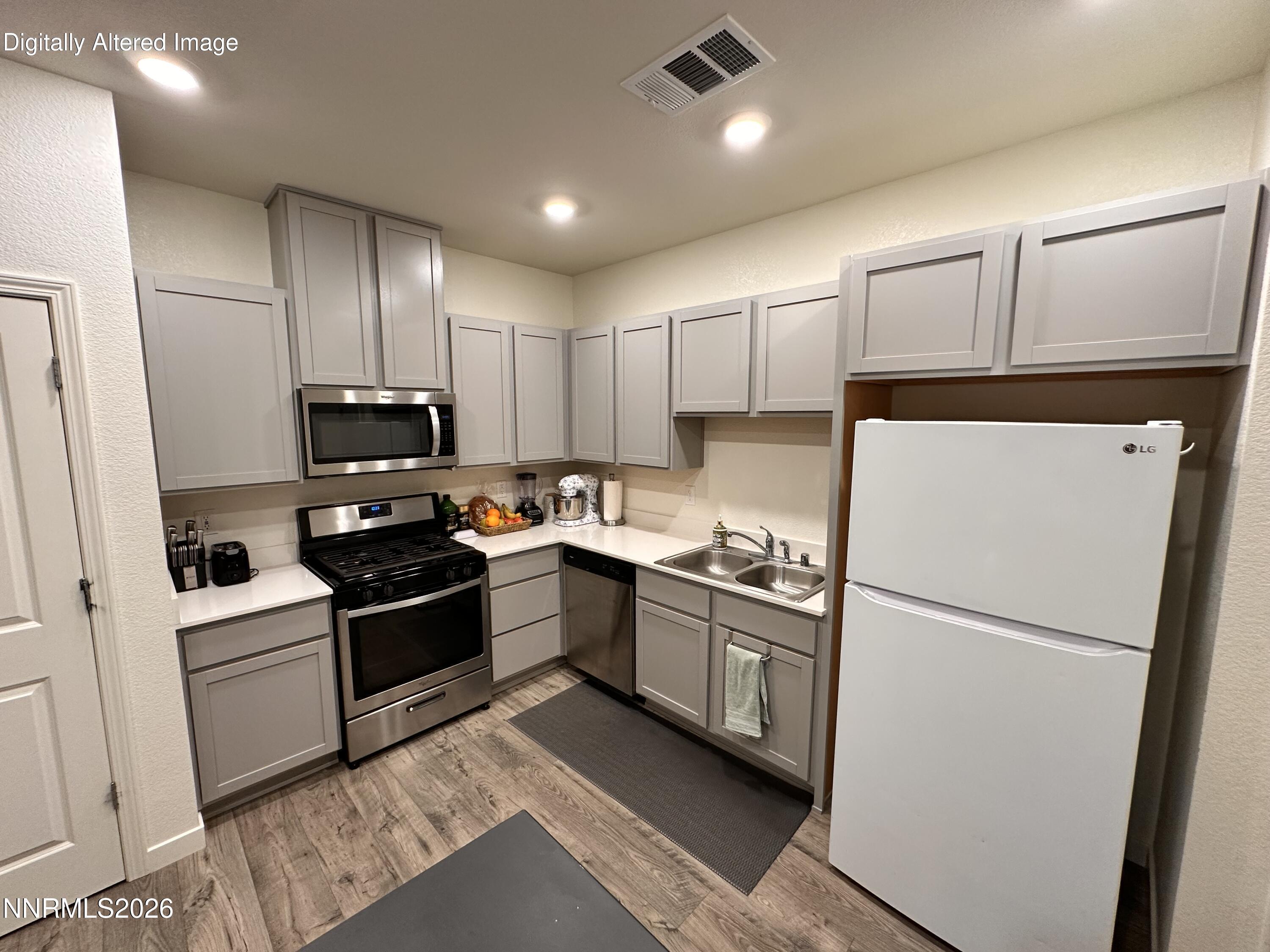 624 Selene Moon Street Reno, NV 89506 - Photo 2 of 17 IMG_7403