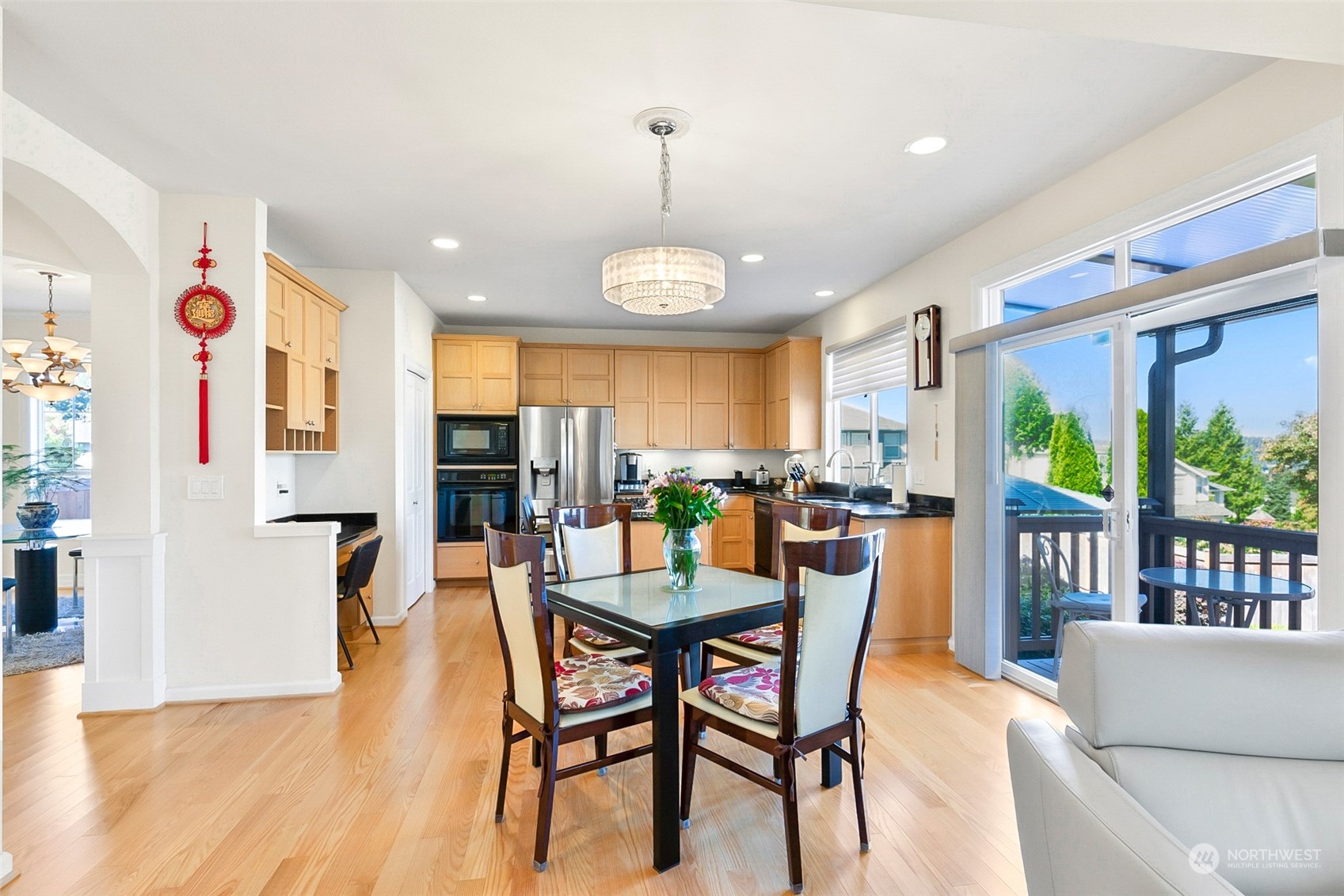 2102 Northeast 33rd Place Renton, WA 98056 - Photo 10 of 40