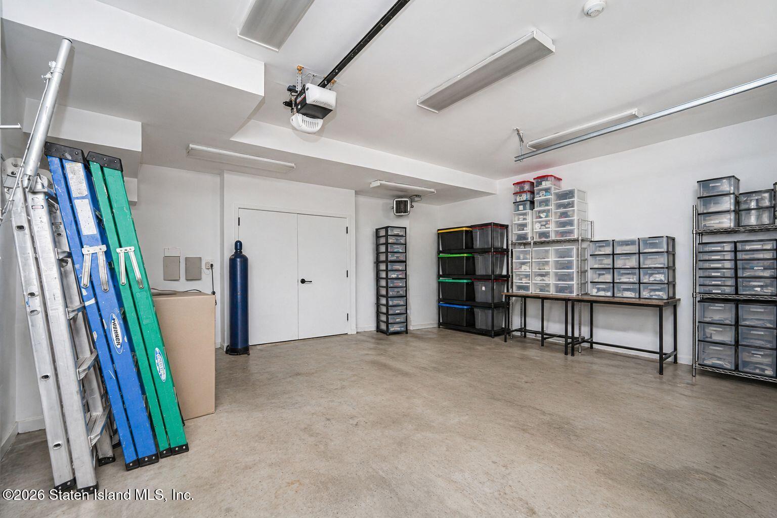 125 Benedict Road Staten Island, NY 10304 - Photo 86 of 96 125 garage