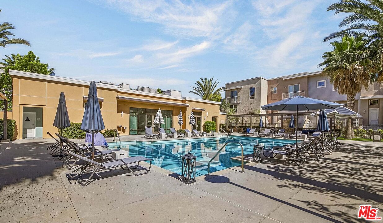 692 Colorado Circle Carson, CA 90745 - Photo 26 of 35