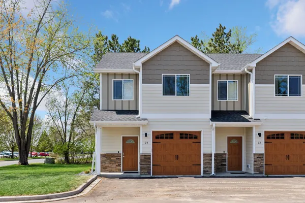 $305,000 | 425 West 8th Street, Unit 24, New Richmond, WI 54017