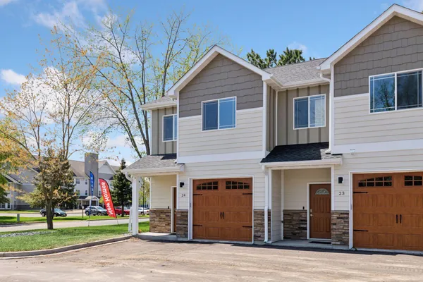$305,000 | 425 West 8th Street, Unit 24, New Richmond, WI 54017