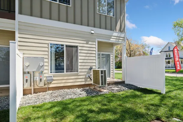 $305,000 | 425 West 8th Street, Unit 24, New Richmond, WI 54017