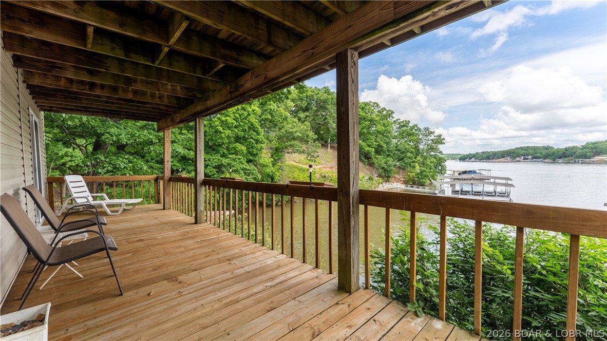 108 River Wood Road Camdenton, MO 65020 - Photo 17 of 32 Expansive covered deck on the Lower Level
