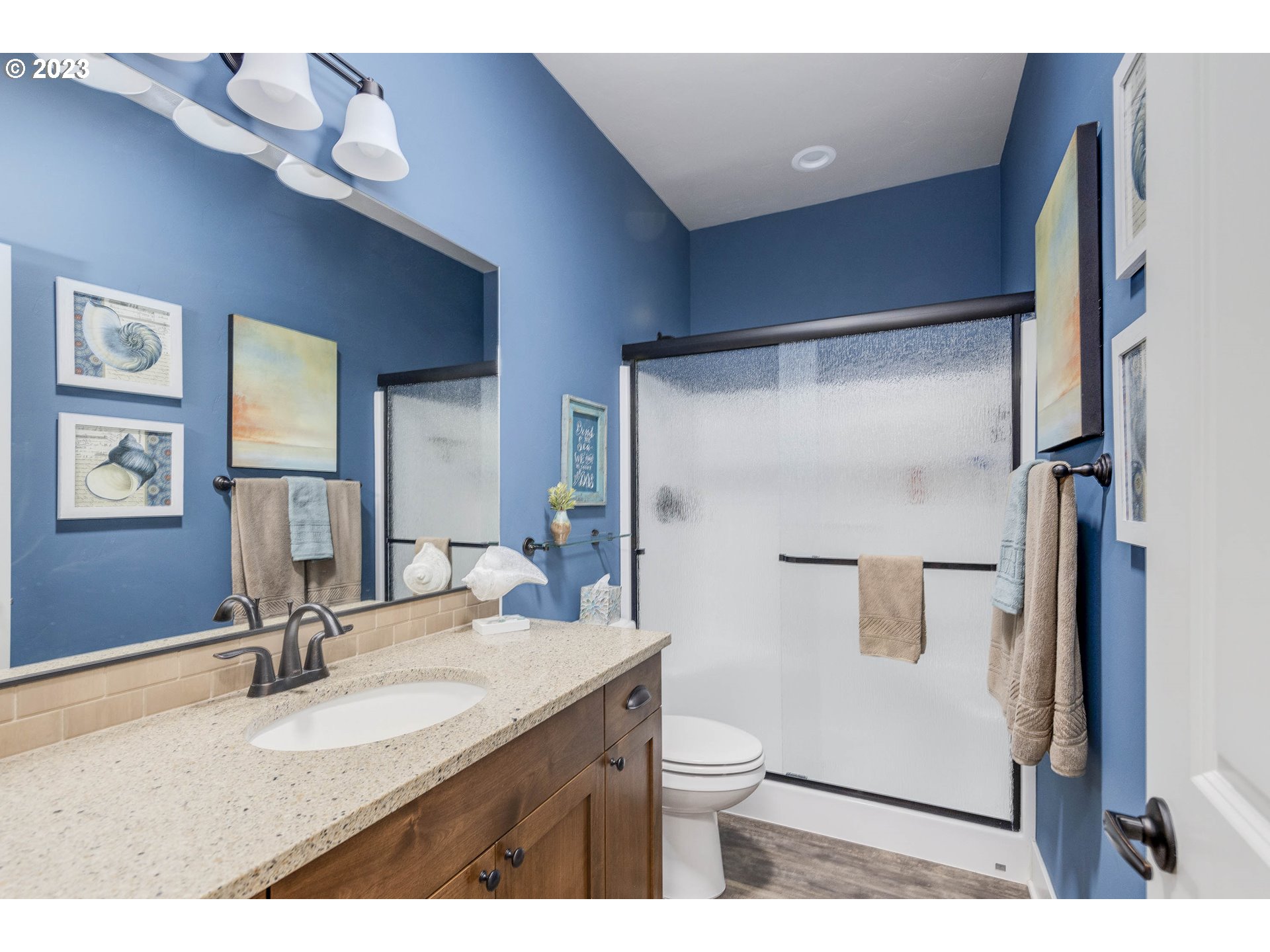 4066 Spooner Street South Salem, OR 97302 - Photo 24 of 31 Bathroom