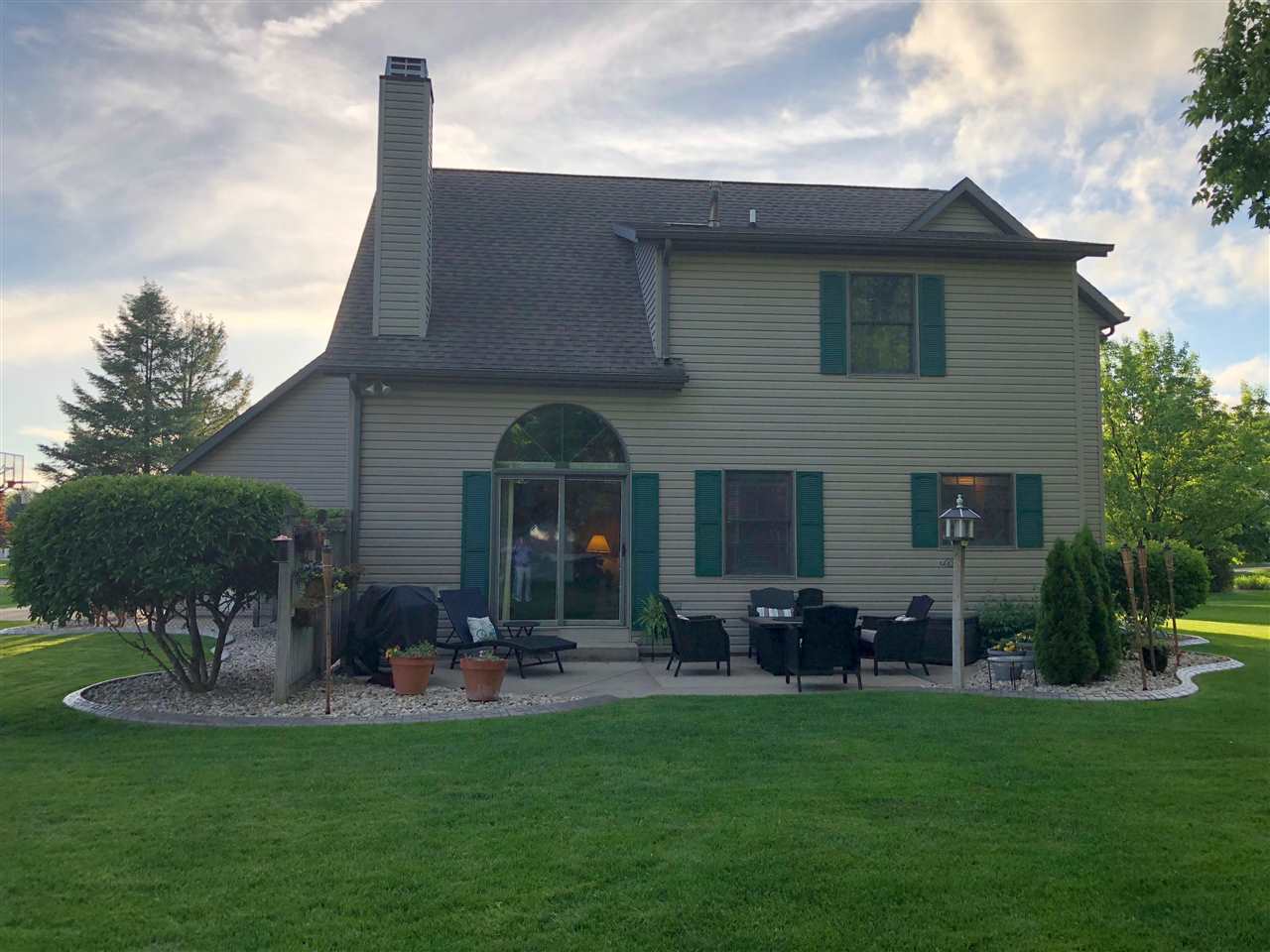 2208 Wakefield Road Goshen, IN 46528 - Photo 2 of 31 Gallery Image 2