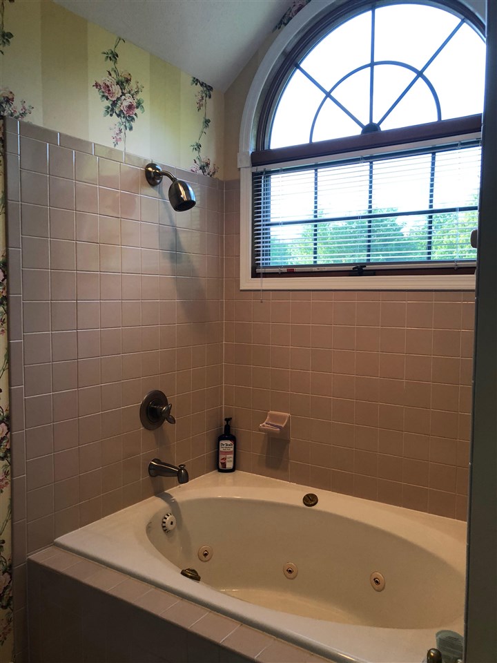 2208 Wakefield Road Goshen, IN 46528 - Photo 17 of 31 Gallery Image 17