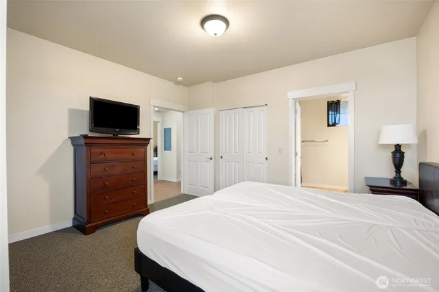 $349,950 | 4395 Westshore Drive Northeast, Unit 102, Moses Lake, WA 98837