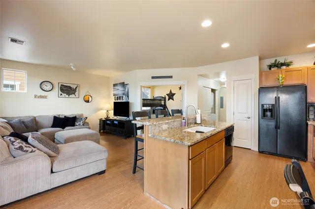 $349,950 | 4395 Westshore Drive Northeast, Unit 102, Moses Lake, WA 98837