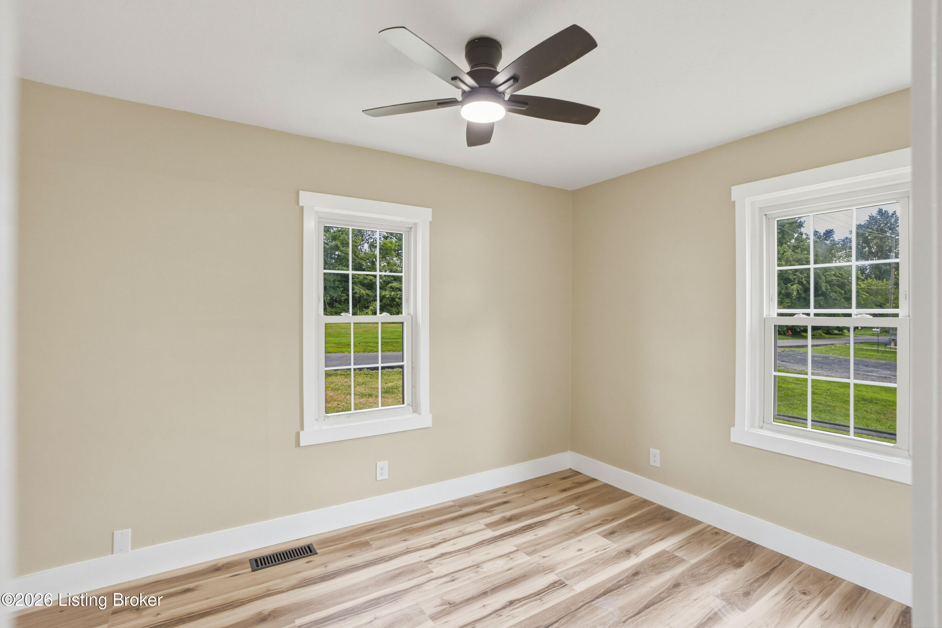 210 Montclair School Road Simpsonville, KY 40067 - Photo 19 of 31 19-Primary-Bedroom