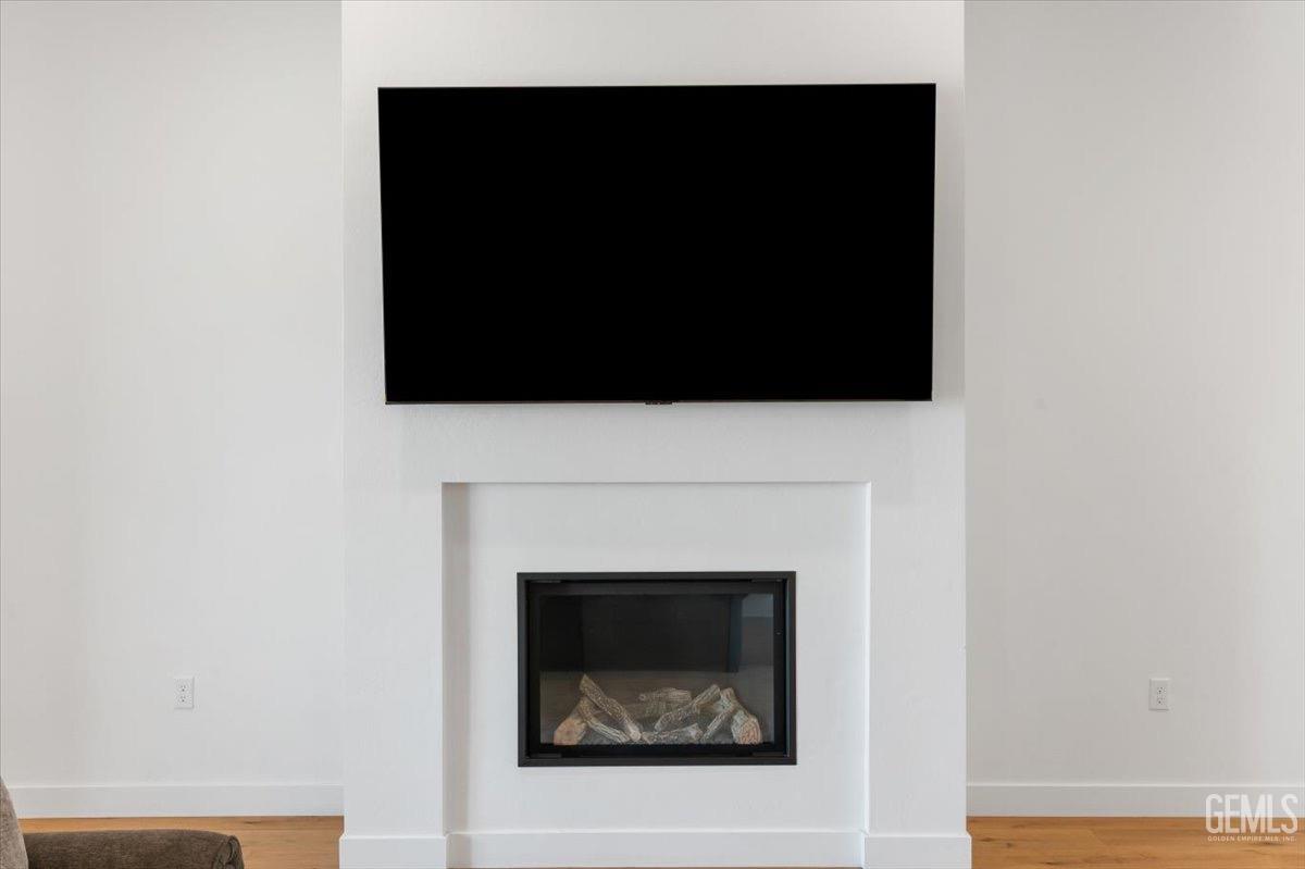 Undisclosed Address Bakersfield, CA 93306 - Photo 13 of 35