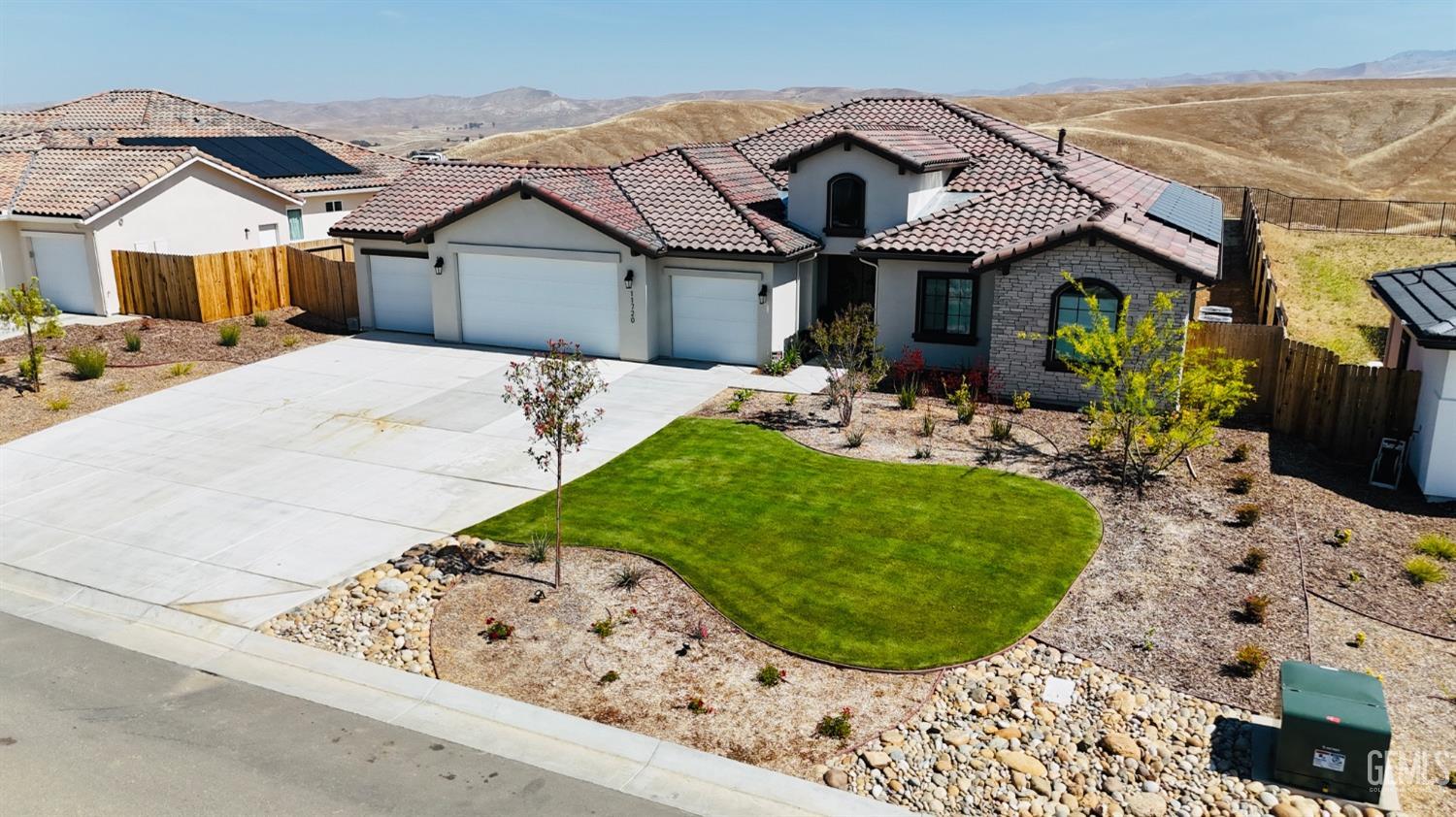 Undisclosed Address Bakersfield, CA 93306 - Photo 2 of 35