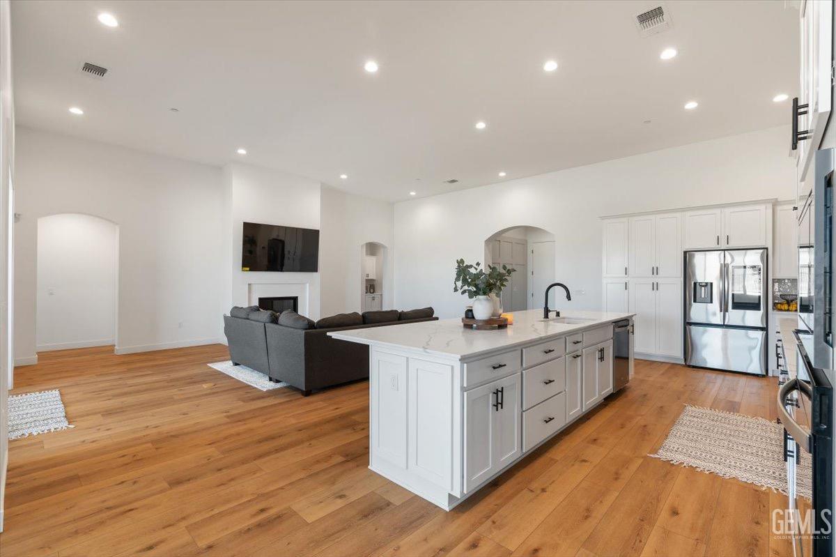 Undisclosed Address Bakersfield, CA 93306 - Photo 9 of 35