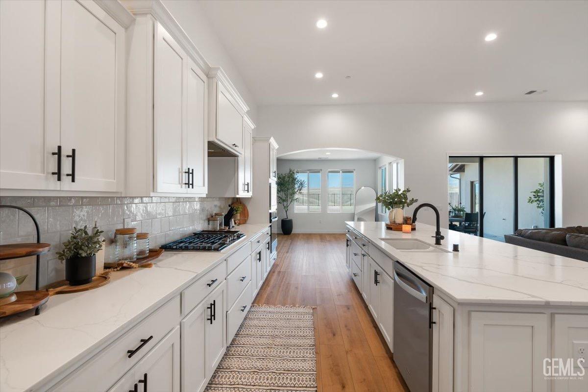 Undisclosed Address Bakersfield, CA 93306 - Photo 10 of 35