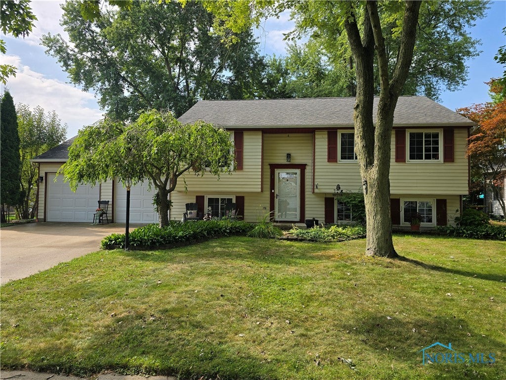 6459 Scarsdale Road Maumee, OH 43537 - Photo 1 of 29 Front