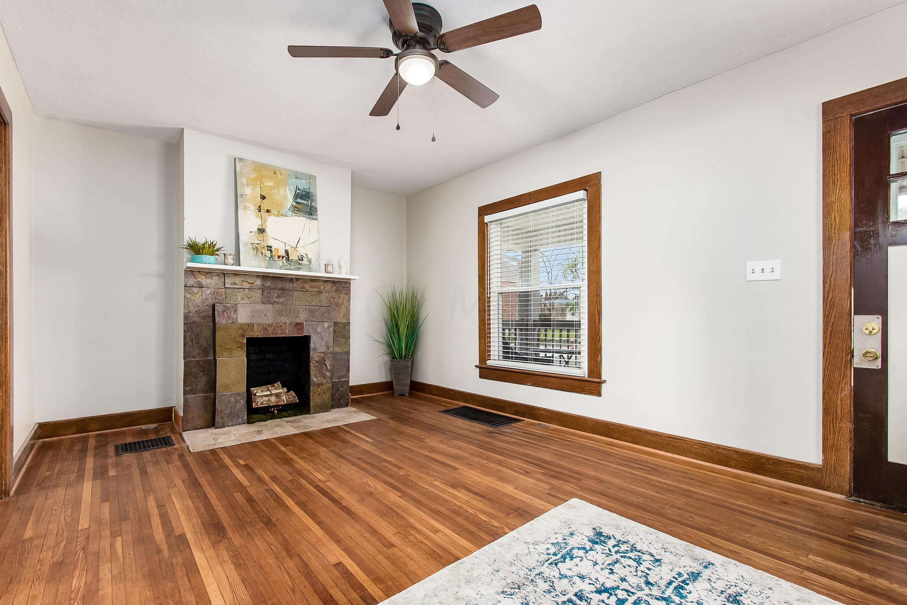 932 Lockbourne Road Columbus, OH 43206 - Photo 4 of 33
