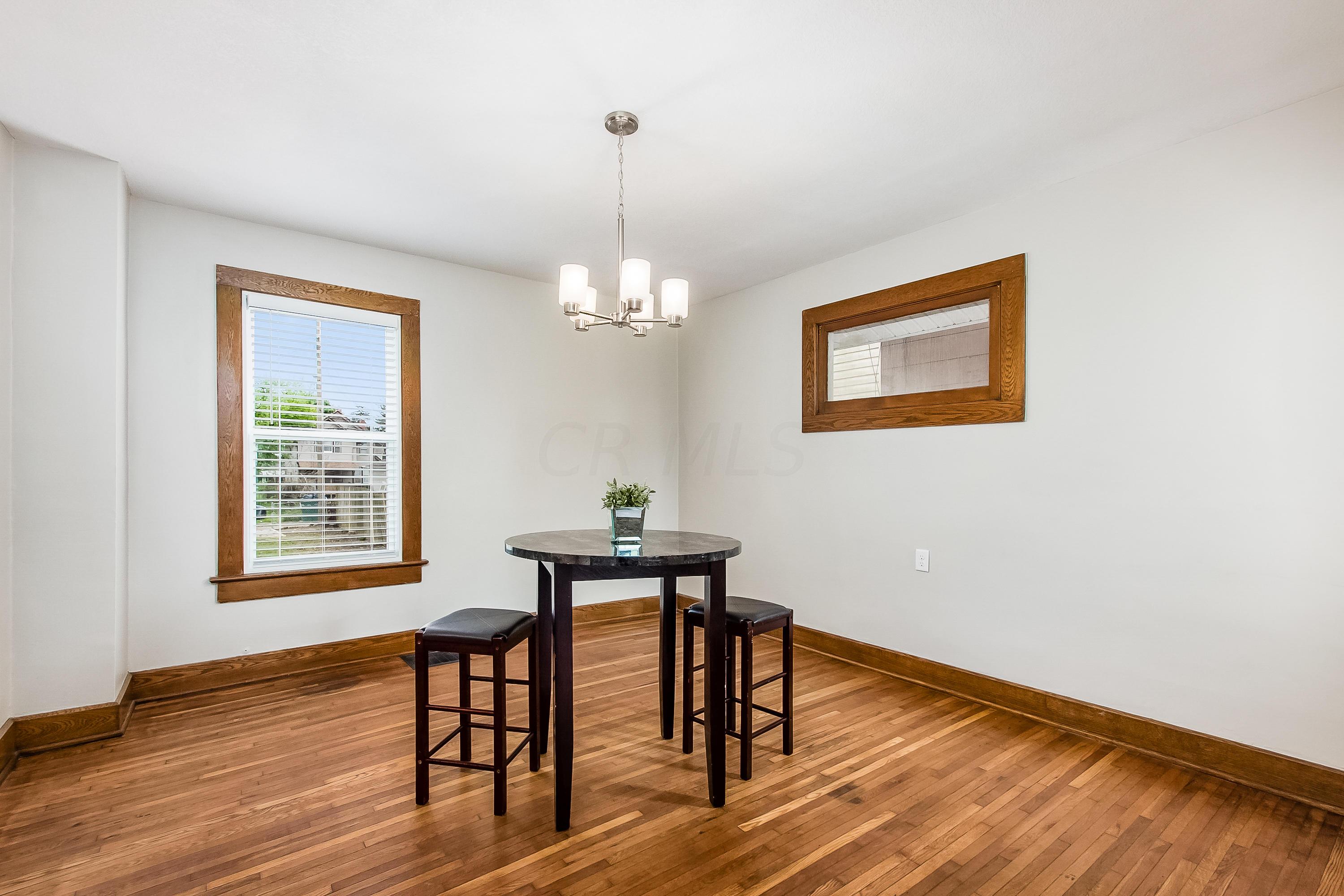 932 Lockbourne Road Columbus, OH 43206 - Photo 6 of 33