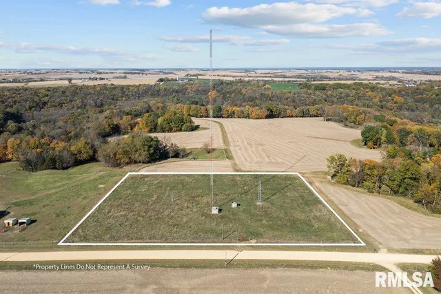 $172,000 | 4480 115th Street, Clinton, IA 52732