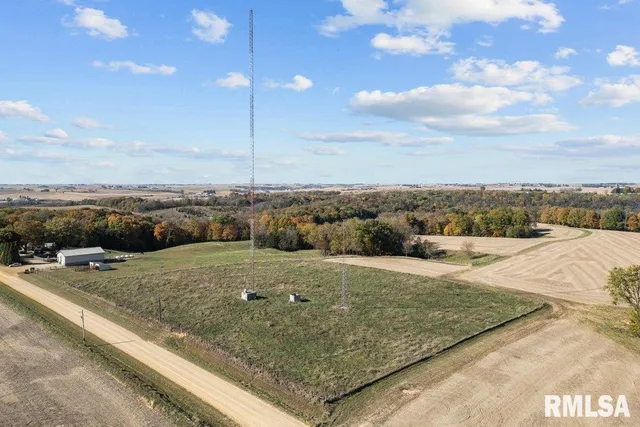 $172,000 | 4480 115th Street, Clinton, IA 52732