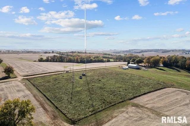 $172,000 | 4480 115th Street, Clinton, IA 52732