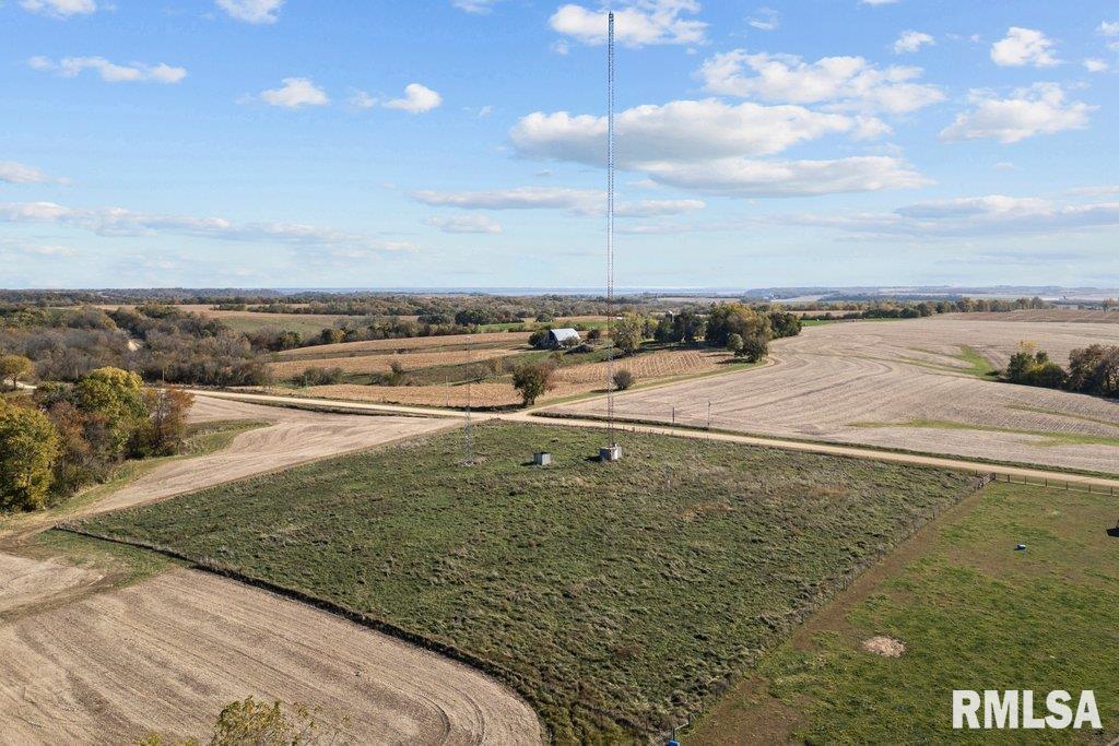 4480 115th Street Clinton, IA 52732 - Photo 6 of 9