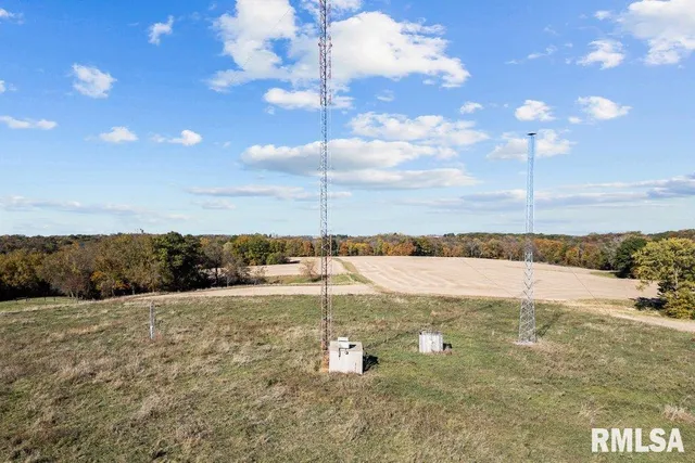 $172,000 | 4480 115th Street, Clinton, IA 52732