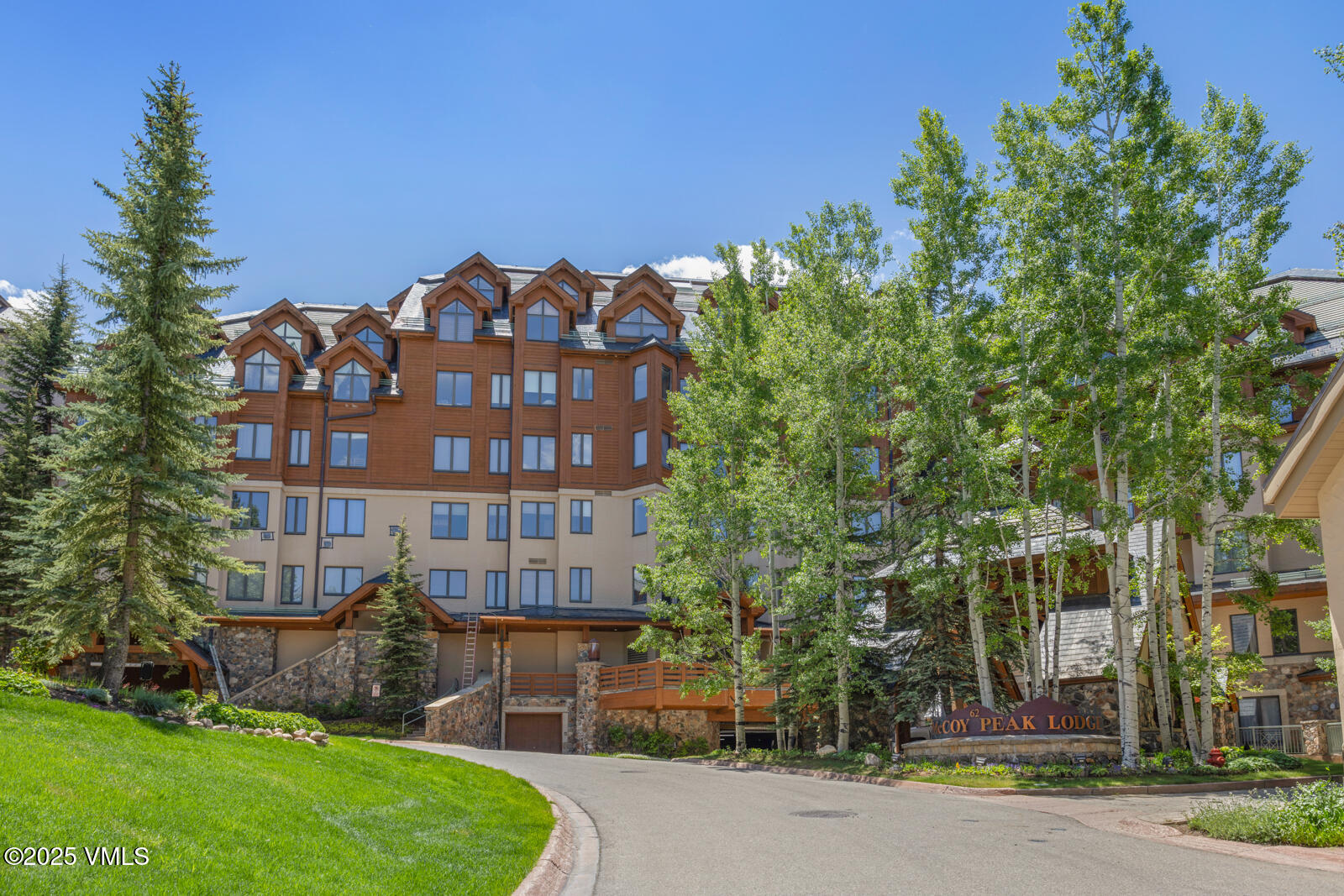 62 Highlands Lane, Unit R103 R102 Beaver Creek, CO 81620 - Photo 23 of 24 McCoy Peak Lodge 102 MLS-38