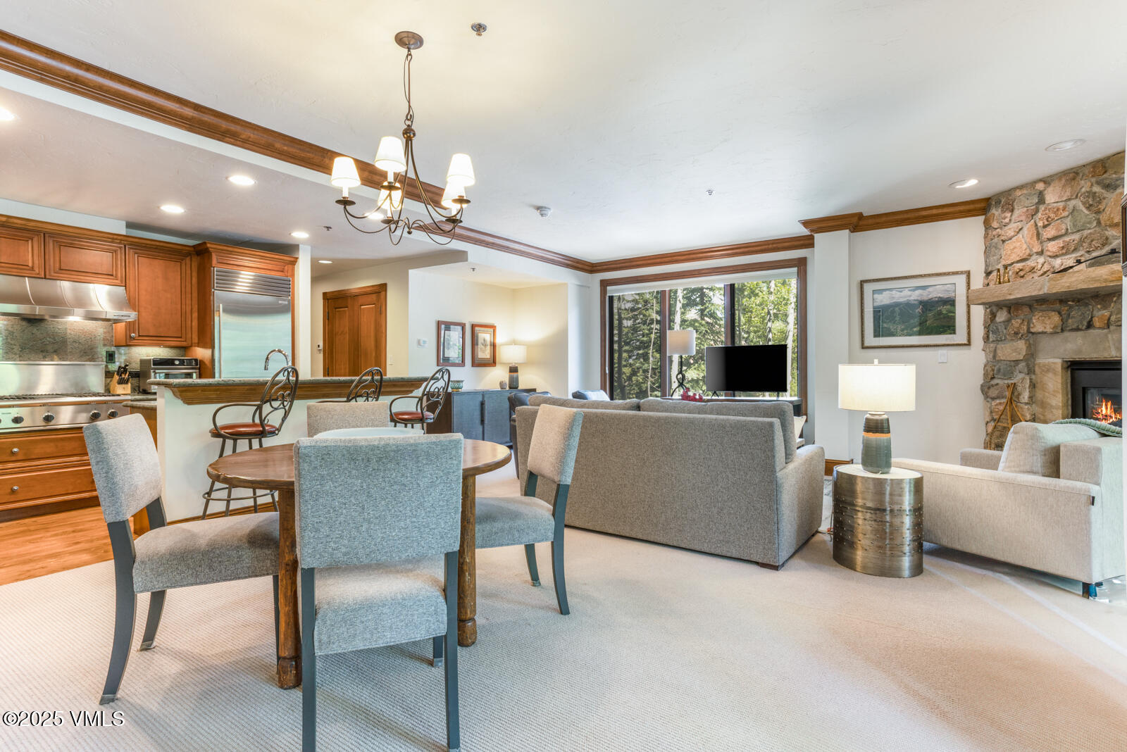 62 Highlands Lane, Unit R103 R102 Beaver Creek, CO 81620 - Photo 7 of 24 McCoy Peak Lodge 102 MLS-12