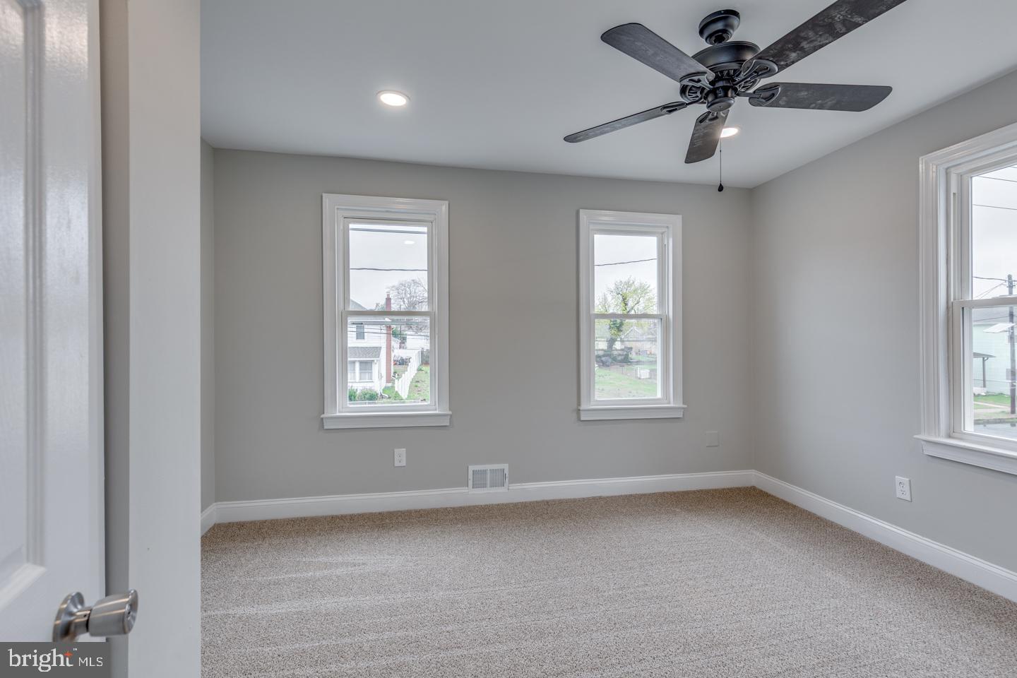 37 Polk Street Riverside, NJ 08075 - Photo 21 of 34
