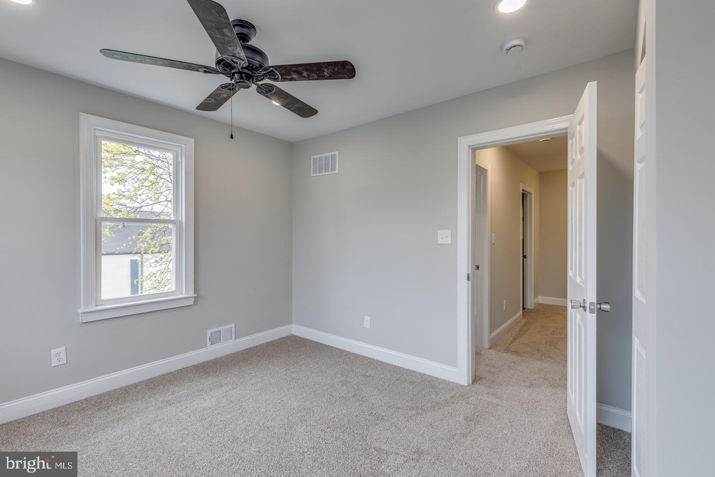 37 Polk Street Riverside, NJ 08075 - Photo 23 of 34
