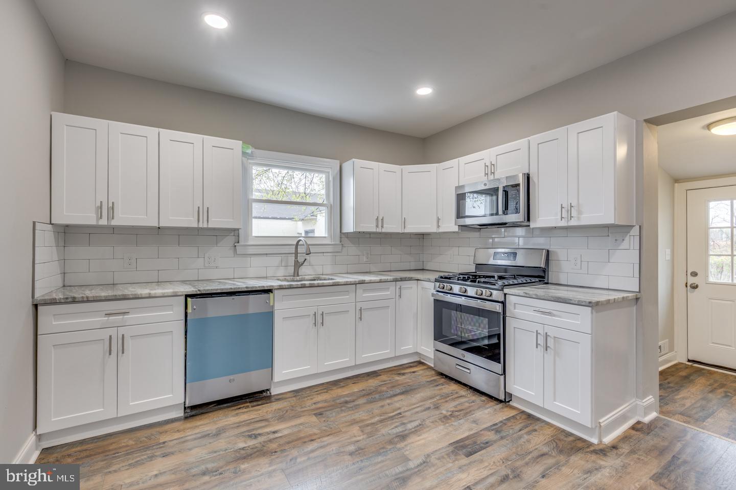 37 Polk Street Riverside, NJ 08075 - Photo 10 of 34